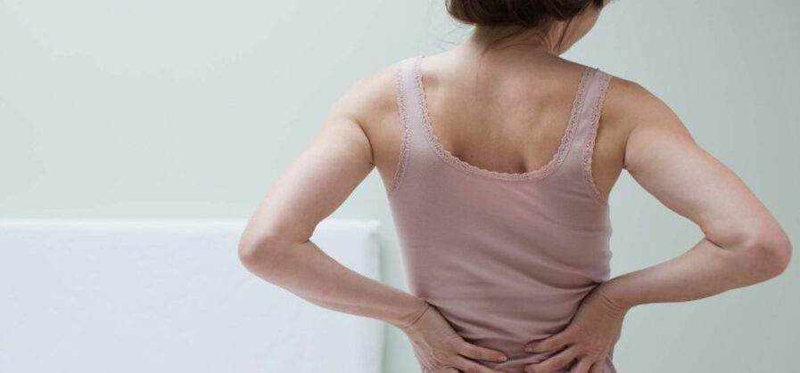 bolesť chrbta ženy